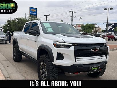 Used 2025 Chevrolet Colorado ZR2 w/ Technology Package