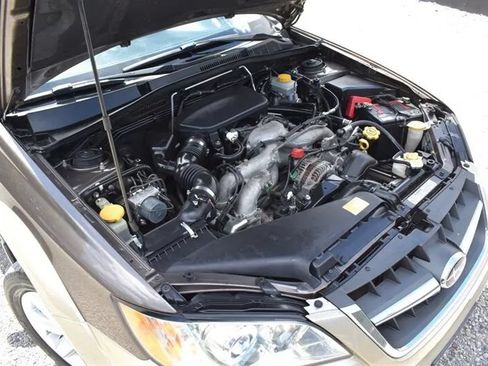 Used 2008 Subaru Outback 2.5i L.L. Bean AWD/4WD image 26