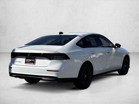 New 2025 Honda Accord SE image 2