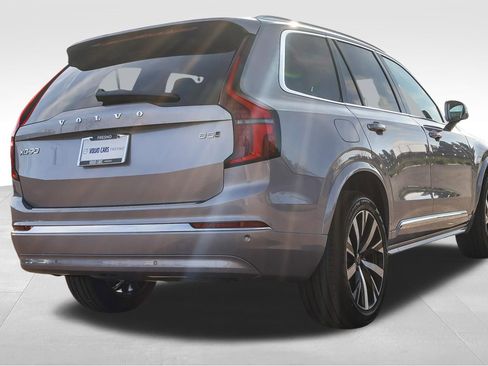 New 2026 Volvo XC90 B5 Core w/ Protection Package Premier image 5