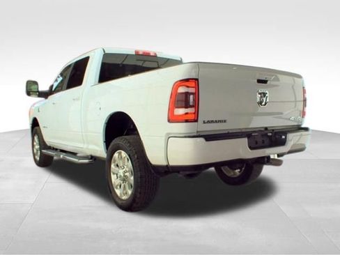 Used 2023 RAM 2500 Laramie AWD/4WD image 7