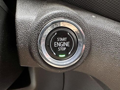 Used 2023 Chevrolet TrailBlazer LT w/ Convenience Package FWD image 19
