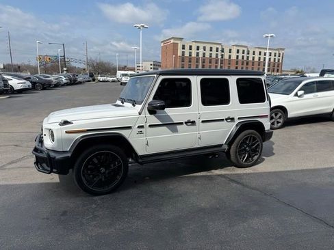 Certified 2025 Mercedes-Benz G 63 AMG 4MATIC image 4