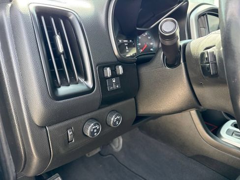 Used 2021 Chevrolet Colorado LT w/ Redline Special Edition AWD/4WD image 16