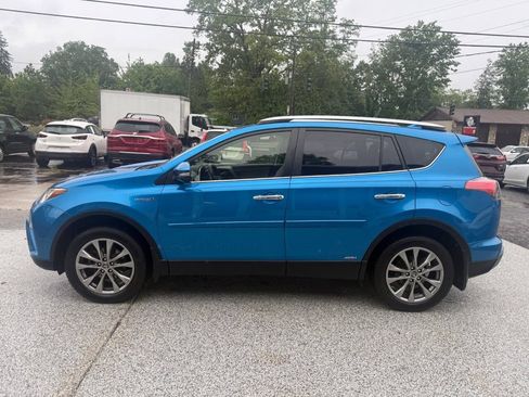 Used 2016 Toyota RAV4 Limited AWD/4WD image 3