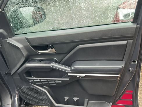 Certified 2024 Toyota Tacoma TRD Off-Road image 28