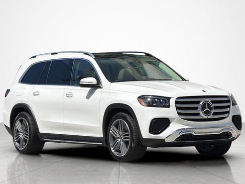 New 2026 Mercedes-Benz GLS 450 4MATIC image 7