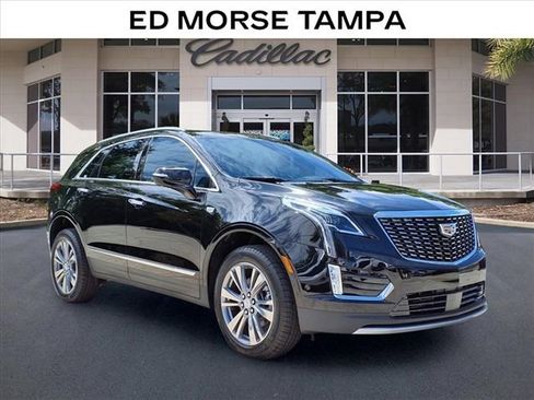 Used 2026 Cadillac XT5 Premium Luxury w/ Driver Assist Package FWD image 5