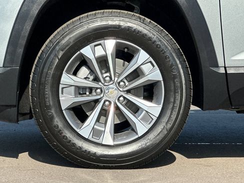 New 2026 Chevrolet Equinox LT w/ Convenience Package II FWD image 26