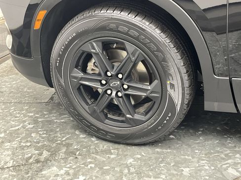 Certified 2024 Chevrolet Blazer LT w/ Convenience Package image 36