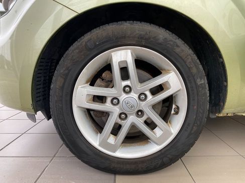 Used 2011 Kia Soul + image 23