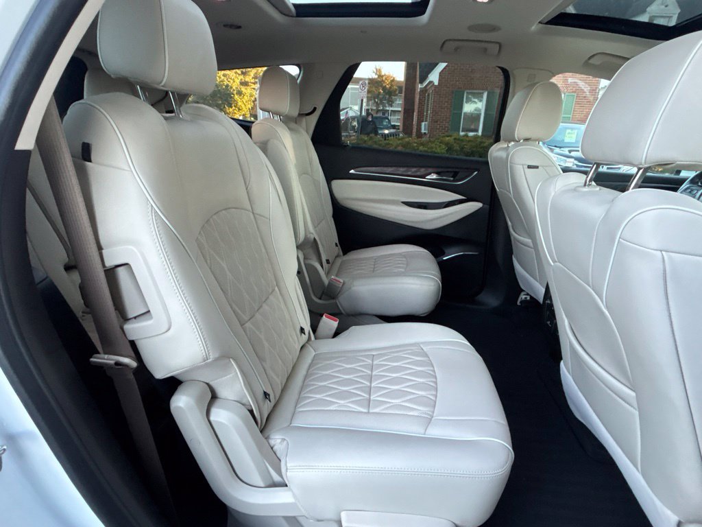 Used 2023 Buick Enclave Avenir w/ Avenir Technology Package FWD image 30