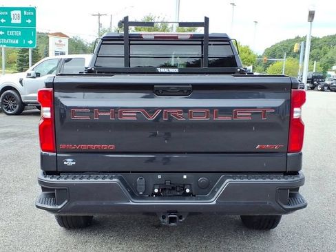 Used 2024 Chevrolet Silverado 1500 RST AWD/4WD image 4