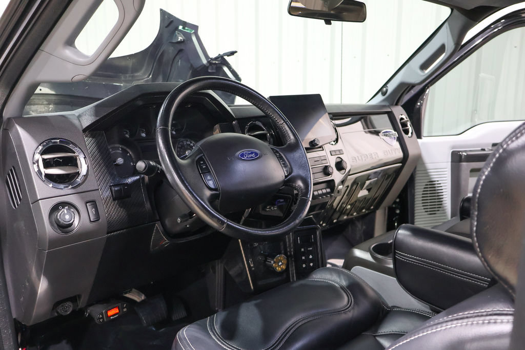 Used 2015 Ford F650 2WD Crew Cab Super Duty image 28