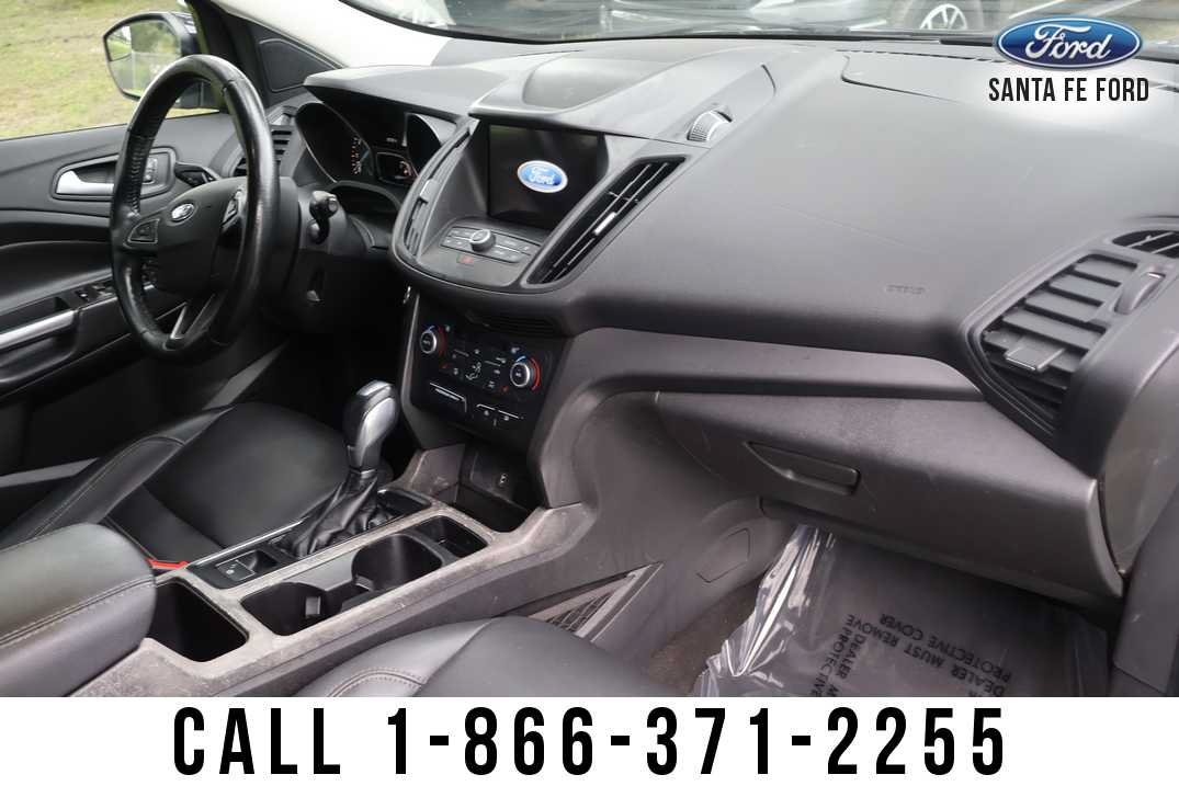 Used 2019 Ford Escape SEL AWD/4WD image 30
