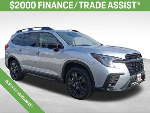 Used 2025 Subaru Ascent Onyx Edition image 1