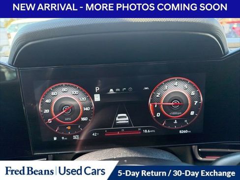 Certified 2025 Hyundai Elantra SEL image 13