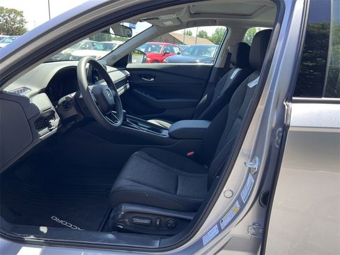 New 2025 Honda Accord SE image 16