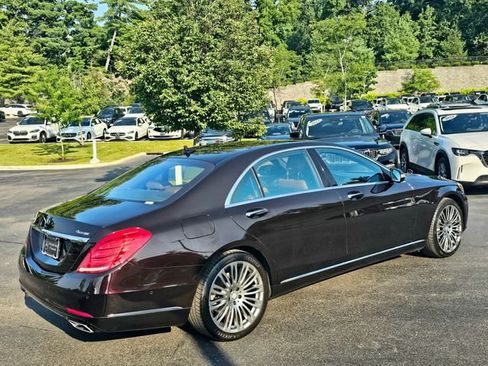 Certified 2016 Mercedes-Benz S 550 4MATIC Sedan w/ Premium Package image 8