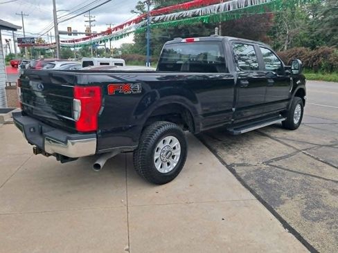 Used 2021 Ford F350 XL w/ STX Appearance Package AWD/4WD image 2