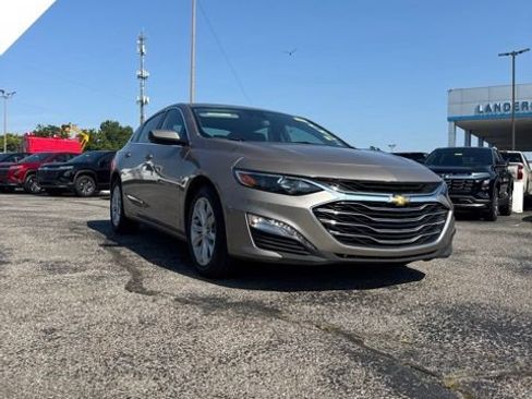 Used 2025 Chevrolet Malibu LT FWD image 18
