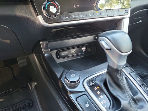 Certified 2023 Kia Seltos SX AWD/4WD image 21