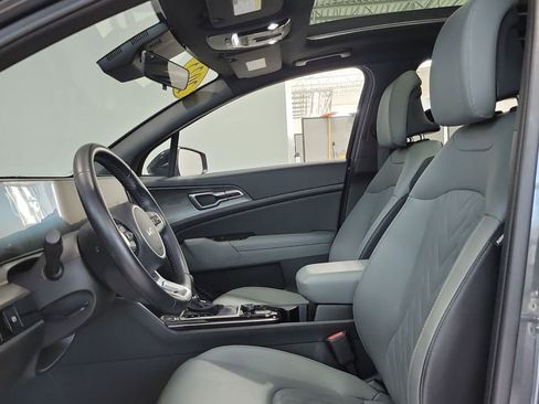 Used 2023 Kia Sportage X-Line w/ X-Line Premium Package AWD/4WD image 2
