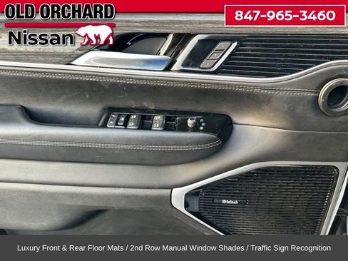 Used 2022 Jeep Wagoneer Series III w/ Premium Group I image 10