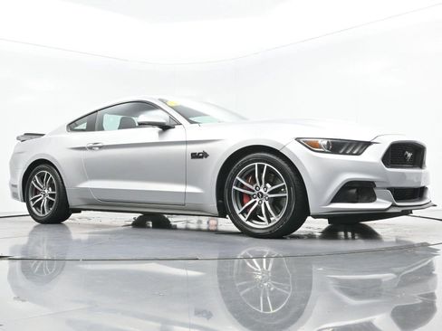 Used 2015 Ford Mustang GT RWD image 45
