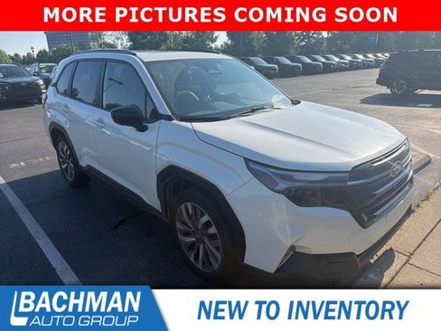 Used 2025 Subaru Forester Touring AWD/4WD image 1