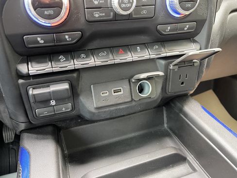 Used 2021 GMC Sierra 1500 Elevation image 28