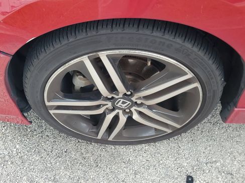 Used 2017 Honda Accord Sport image 4