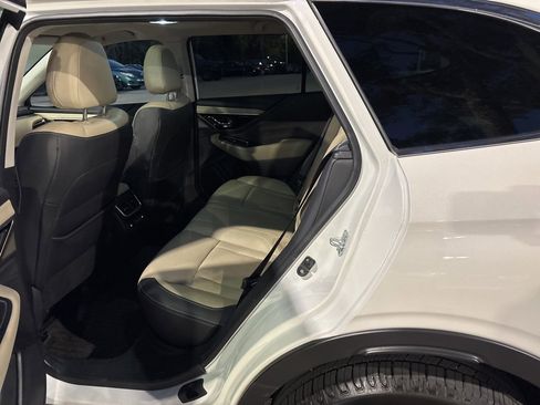 Used 2021 Subaru Outback Limited image 8