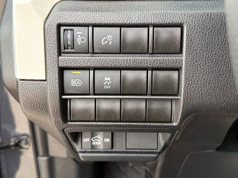 Used 2024 Toyota Tacoma TRD Off-Road AWD/4WD image 19