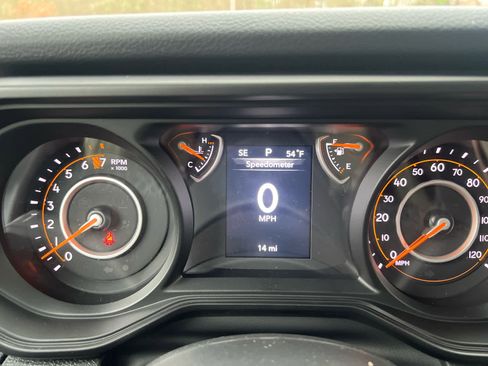 New 2026 Jeep Gladiator Sport image 19