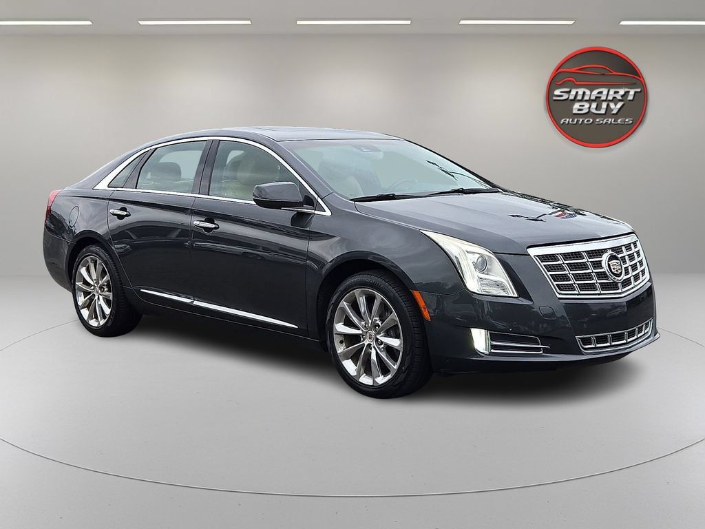 Used 2013 Cadillac XTS Luxury w/ Driver Awareness Package FWD image 4