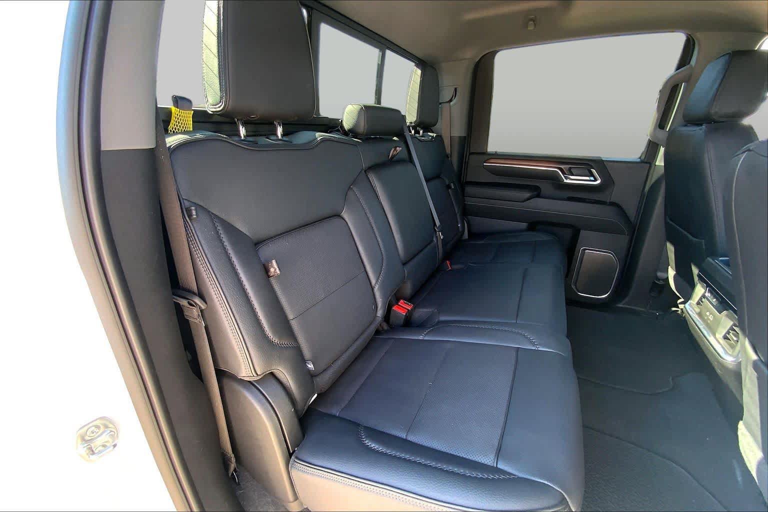 Certified 2025 GMC Sierra 2500 Denali w/ Denali Reserve Package AWD/4WD image 17