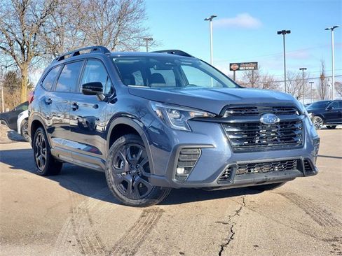 Used 2023 Subaru Ascent Onyx Edition image 1