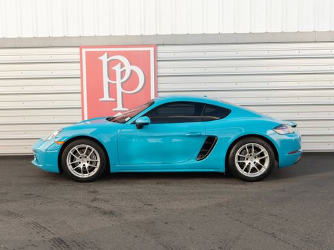 Used 2020 Porsche 718 Cayman image 30