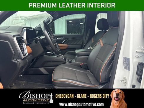 Used 2023 GMC Canyon AT4 w/ Canyon Safety Plus Package AWD/4WD image 6