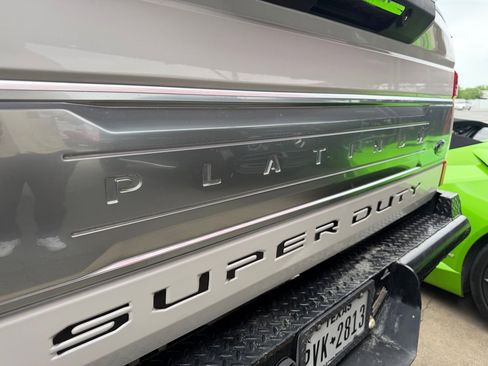 Used 2019 Ford F350 Platinum w/ Platinum Ultimate Package AWD/4WD image 35