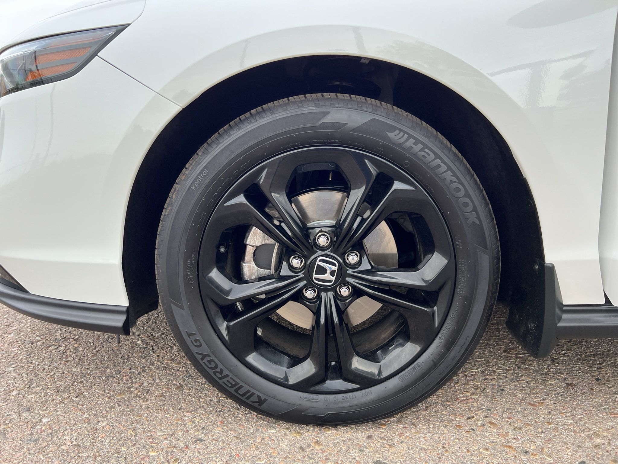 Used 2025 Honda Accord SE image 28