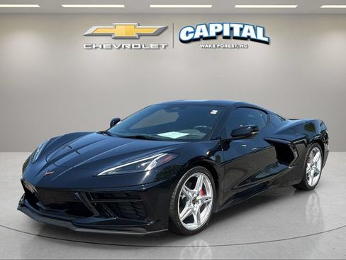 Used 2024 Chevrolet Corvette Stingray Preferred Cpe w/ Battery Protection Package RWD image 2