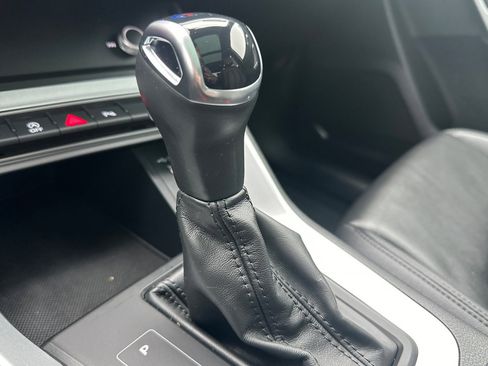 Used 2025 Audi Q3 2.0T Premium image 21