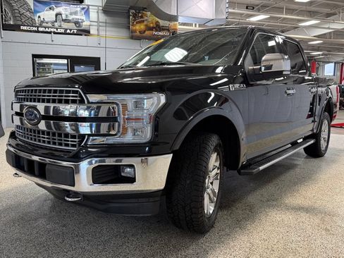 Used 2018 Ford F150 Lariat w/ Equipment Group 502A Luxury AWD/4WD image 3