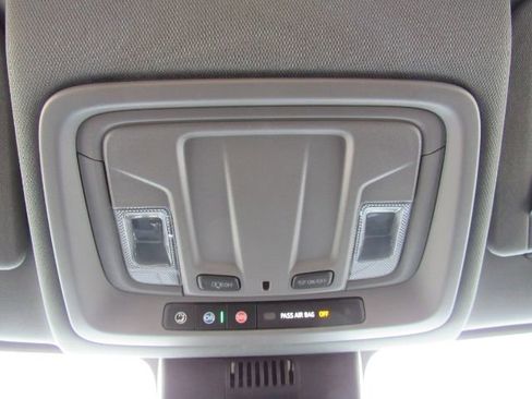 Used 2025 GMC Sierra 1500 SLT image 51