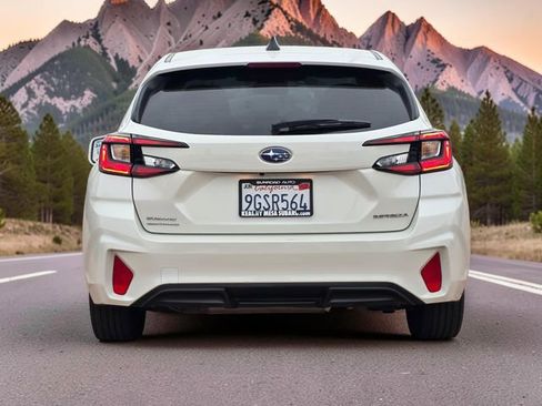 Certified 2024 Subaru Impreza 2.0i AWD/4WD image 6