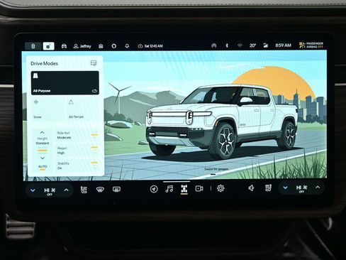 Used 2023 Rivian R1T Adventure image 35