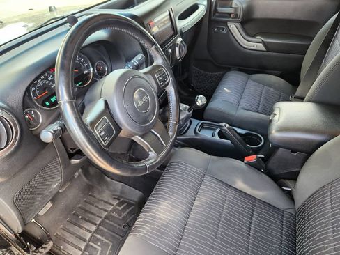 Used 2012 Jeep Wrangler Sport AWD/4WD image 8