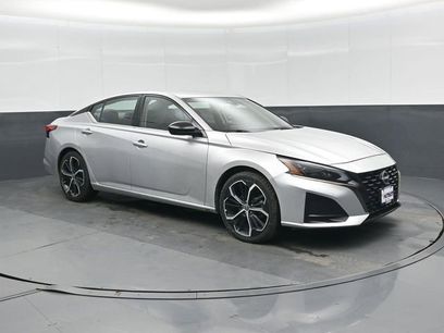 Used 2023 Nissan Altima 2.5 SR